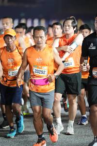 BIB: 201, 20292, 21364
                            <button type="button" onclick="openModal(19607083)" class="btn btn-primary btn-sm float-right btn-popup" data-toggle="modal" data-target=".modal-high-quality">
                        <i class="fas fa-shopping-cart"></i> Add to Cart
                    </button>
                                            <button type="button" onclick="isThisMe(19607083, true)" class="btn btn-success btn-sm float-right btn-popup btn-isme hidden" data-toggle="tooltip" data-placement="bottom" title="นี่คือรูปของคุณใช่ไหม คลิกที่นี่เพื่อเอาเข้าอัลบั้ม">
                        <i class="fas fa-plus"></i> Add to album
                    </button>
                    <button type="button" onclick="isThisMe(19607083, false)" class="btn btn-warning btn-sm float-right btn-popup btn-isnotme hidden">
                        <i class="fas fa-ban"></i> Remove from album
                    </button>